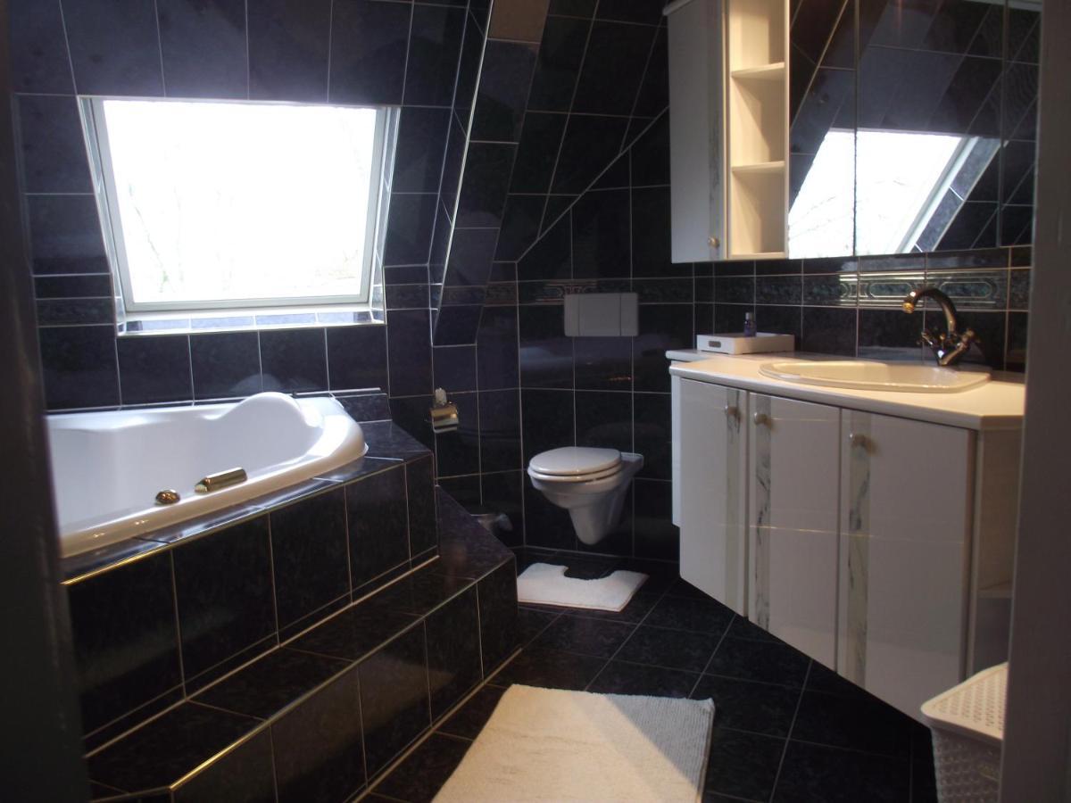 B&B Landgoed Sonneborghe Kollumerzwaag Esterno foto